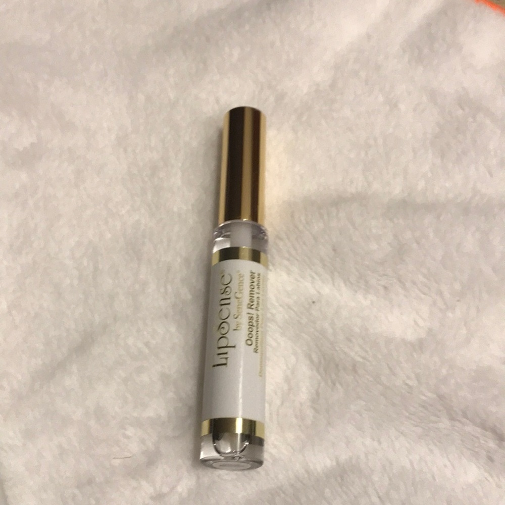 LipSense Oops Remover